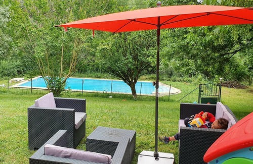 Montricoux Villa | Homerez - Big villa for 14 ppl. with swimming-pool and terrace at Montricoux