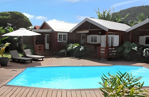 Saint-Joseph House | Homerez - Bungalow in Vincendo