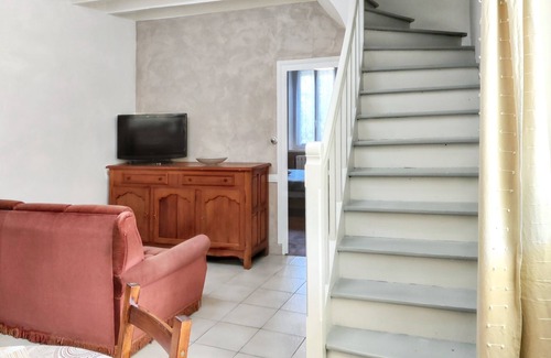 Lignieres-de-Touraine House | Homerez - Country House with Terrace