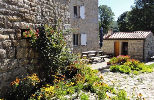Le Malzieu-Forain House | Homerez - Charming House in Le Malzieu, garden, view