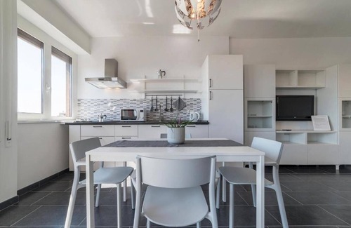 Quartiere XVII Trieste Apartment | Homerez - Charming Apartment in Rome + Internet