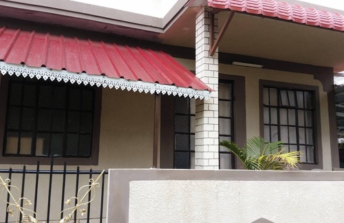 Fond du Sac House | Homerez - Charming House in Fond du Sac with Terrace