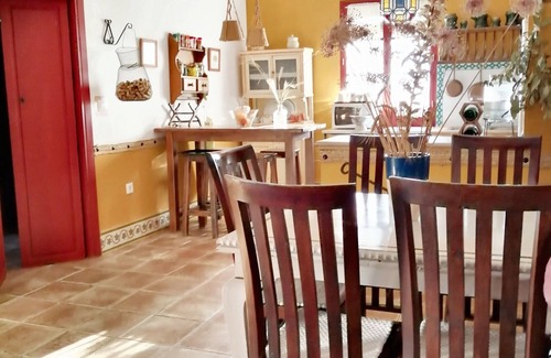 La Campana Villa | Homerez - Charming House in La Campana with Mountain View