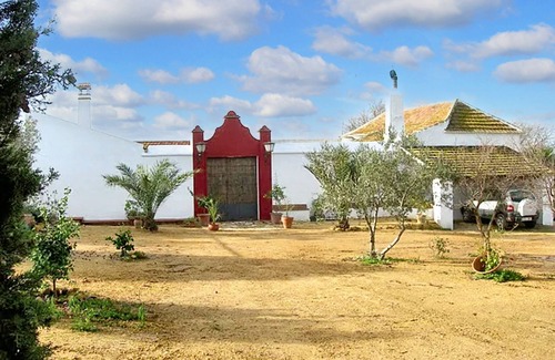La Campana Villa | Homerez - Charming House in La Campana with Mountain View