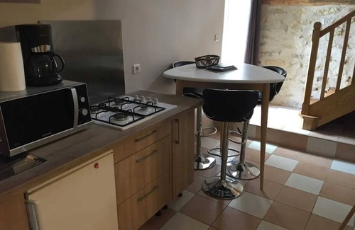 Chalandray House | Homerez - Charming house with shared pool in Chalandray