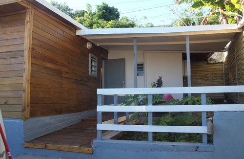 Grande Anse House | Homerez - Charming House with Sea View in Petite Île