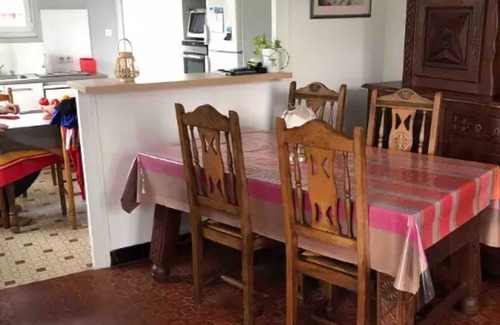 Arcangues House | Homerez - Charming house in Arcangues with mountain views