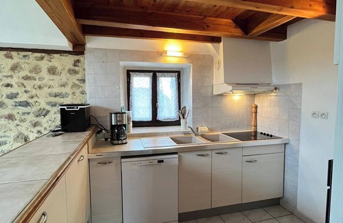 Maleville House | Homerez - Charming House in Maleville with Private Garden and Parking.