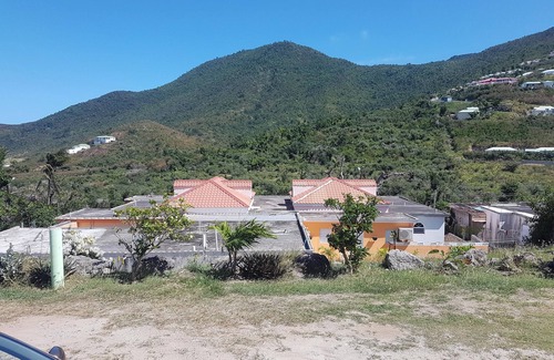 La Savane House | Homerez - Charming house in La Savane with sea view