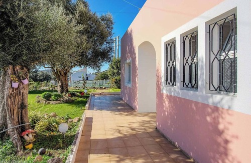 Monchique House | Homerez - Charming House in Monchique with Shared Pool
