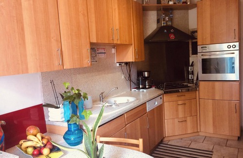 Chaligny House | Homerez - Charming House in Chaligny with Spacious Garden