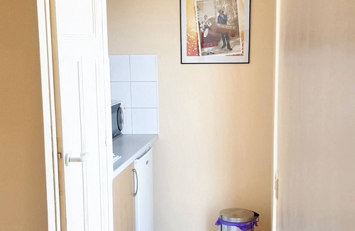 Saint-Lambert Apartment | Homerez - Charming studio with sea view in Marseille