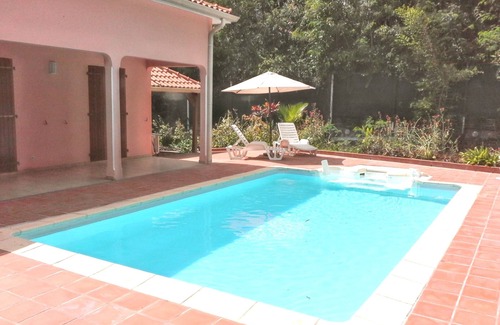 Quartier Desert Villa | Homerez - Charming villa in Sainte-Luce with pool and jacuzzi