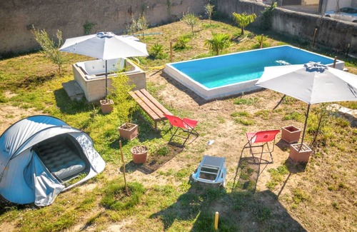 Vitigudino Villa | Homerez - Charming Villa Near Vitigudino with Shared Pool