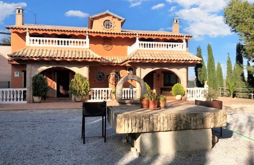 Cuevas del Campo House | Homerez - Comfortable house with pool in Pozo Alcón