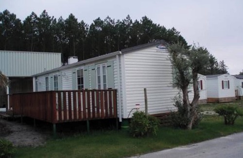 Burinhosa House | Homerez - Comfortable Bungalow Near Pataias with Shared Pool