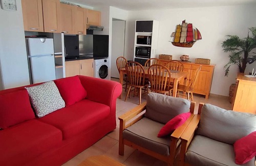 Torreilles House | Homerez - Comfortable House in Torreilles with Private Garden