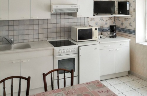 Vergezac House | Homerez - Comfortable House in Vergezac with Terrace