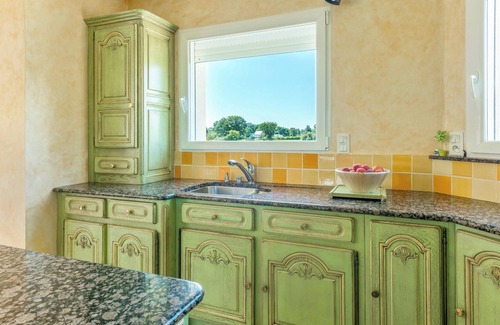 Plurien House | Homerez - Comfortable House in Plurien with Hammam