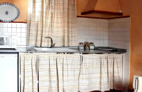 Estepa House | Homerez - Comfortable House in Estepa with Shared Pool