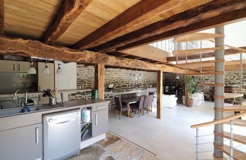 Thegra House | Homerez - Comfortable House in Thégra with Large Garden