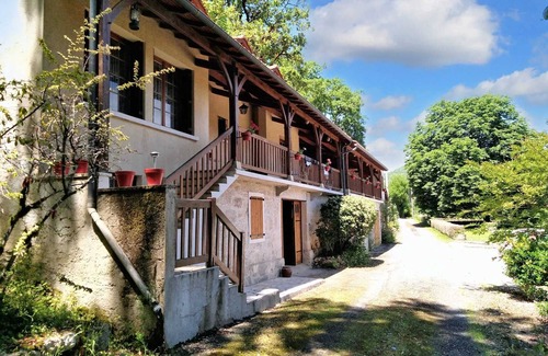 Milhars Villa | Homerez - Comfortable villa in Milhars with private pool