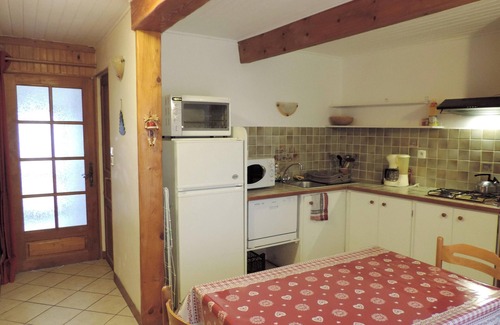 Embrun Apartment | Homerez - Cosy Apartment in Embrun 40m² + AC