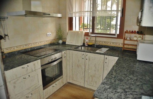 Altura Ski Chalet | Homerez - Cosy Chalet in Altura with Fireplace and Large Terrace