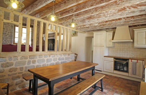 Saint-Sylvestre Villa | Homerez - Country house Saint-Sylvestre