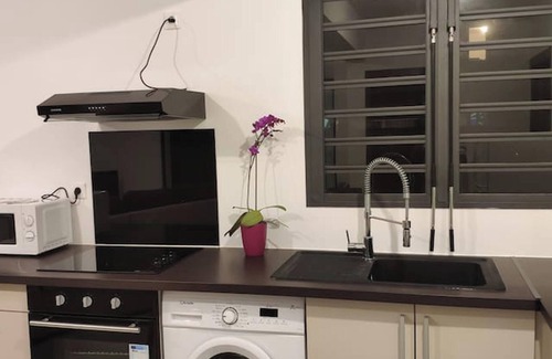 Saint-Pierre De La Reunion Apartment | Homerez - Cozy Apartment in Saint Pierre