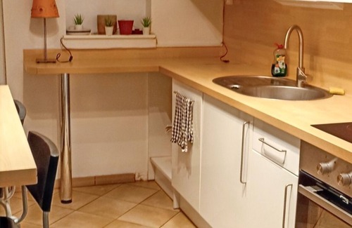 Sainte-Anne - Faubourg Noyon Apartment | Homerez - Cozy Apartment Near Amiens with Outdoor Terrace