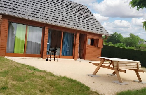 Darazac Ski Chalet | Homerez - Cozy chalet in Darazac with garden of 60 m²