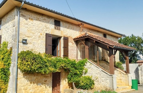Montayral House | Homerez - Cozy family home in Montayral with garden and barbecue