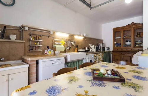 Colpetrazzo House | Homerez - Cozy house near Spoleto with parking included