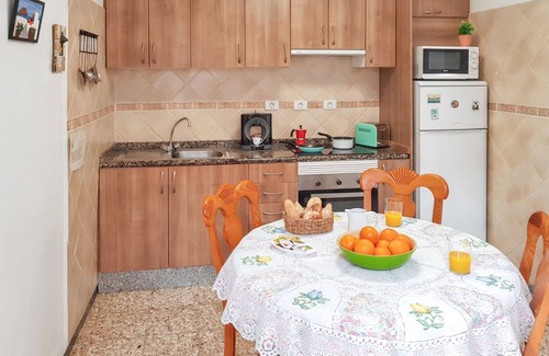 El Golfo House | Homerez - Cozy House with Terrace in El Golfo