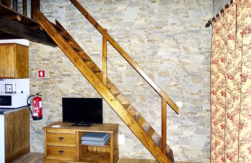 Redondo House | Homerez - Cozy House with Terrace in Redondo
