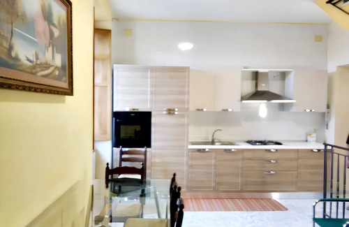 Formicola House | Homerez - Elegant House in Formicola with Parking