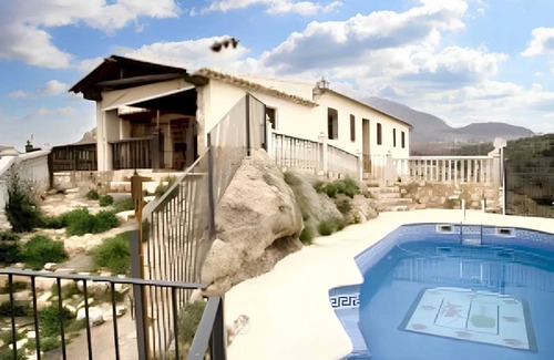 Velez Rubio Villa | Homerez - Elegant Villa in Vélez-Rubio with Private Pool