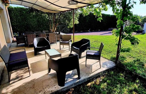 Chamaret Villa | Homerez - Elegant Villa in Chamaret with Private Pool