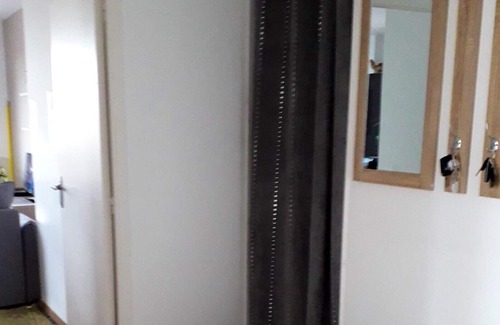 Herouville-Saint-Clair Apartment | Homerez - Appartement 13 km away from the beach for 4 ppl. with terrace