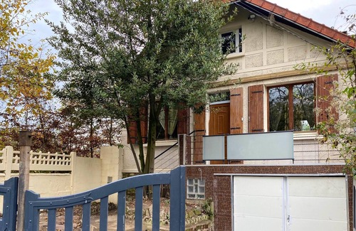 Saint-Brice-sous-Foret House | Homerez - Exceptional house with garden and Wifi