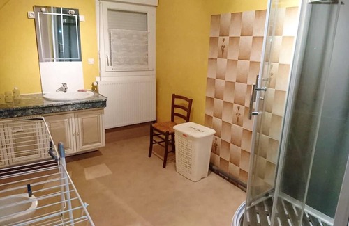 Saint-Laurent-de-Cuves House | Homerez - Spacious house for 6 ppl. at Saint-laurent-de-cuves