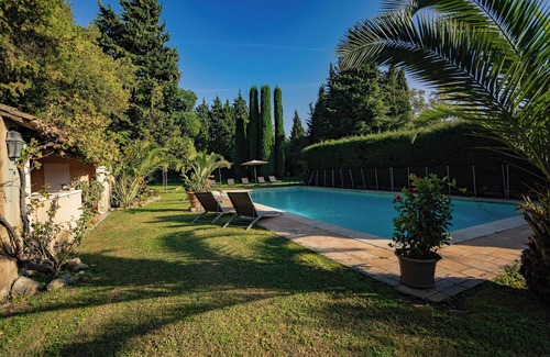 St.-Remy-de-Provence Villa | Homerez - Villa in Saint-Rémy-de-Provence