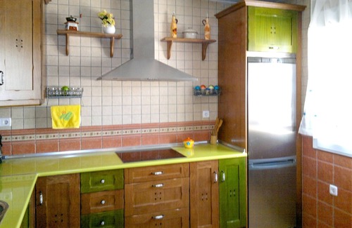 Castellar de Santiago House | Homerez - House 15 km away from the beach for 8 ppl. at Castellar de Santiago
