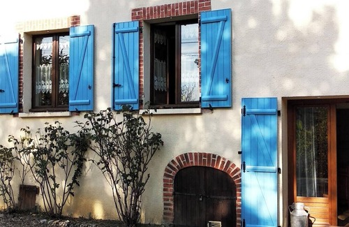 Villeneuve-sur-Yonne House | Homerez - House, Villeuneuve s/Yonne