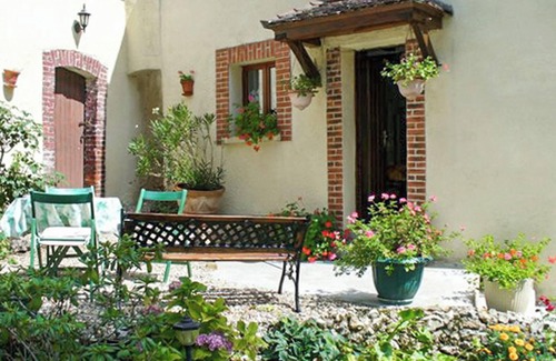 Villeneuve-sur-Yonne House | Homerez - House, Villeuneuve s/Yonne