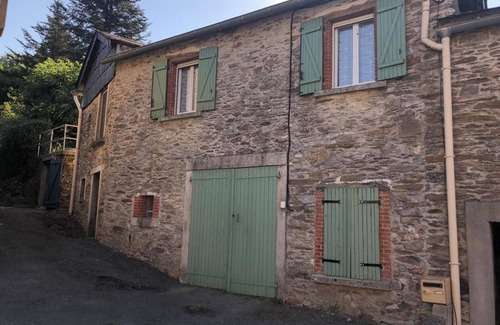 Le Masnau-Massuguies House | Homerez - House in Le Masnau-Massuguiès