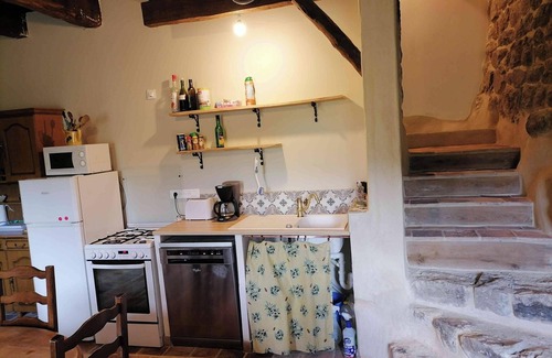 Saint-Andeol-de-Vals House | Homerez - House in Saint-Andéol-de-Vals