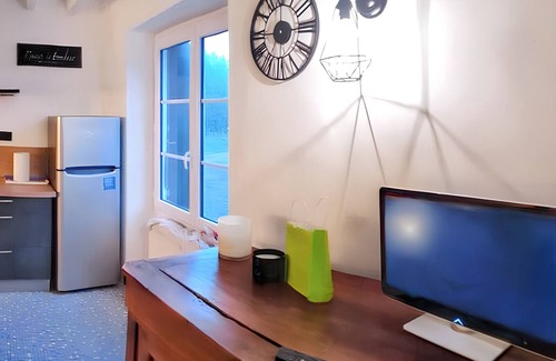 Les-Trois-Moutiers House | Homerez - House in Les Trois-Moutiers