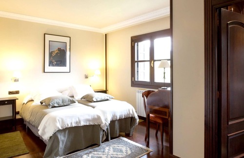 Oiartzun House | Homerez - House 10 km away from the beach for 10 ppl. with garden and terrace